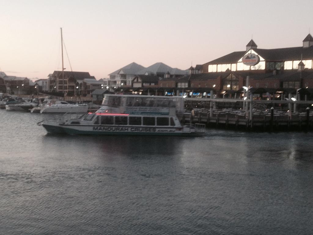 Mandurah Ocean Marina Chalets Eksteriør billede